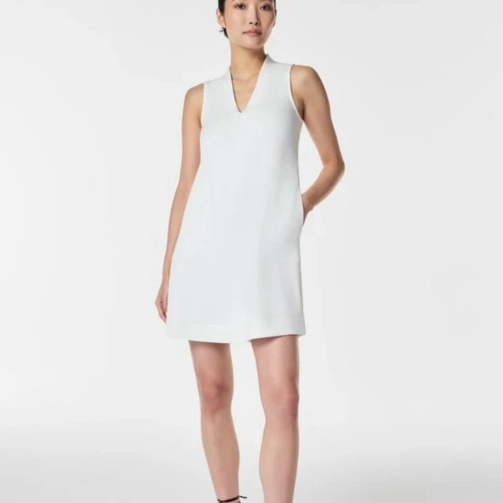 SPANX AirEssentials V-Neck Sleeveless Mini Dress Powder White Size Small NWT